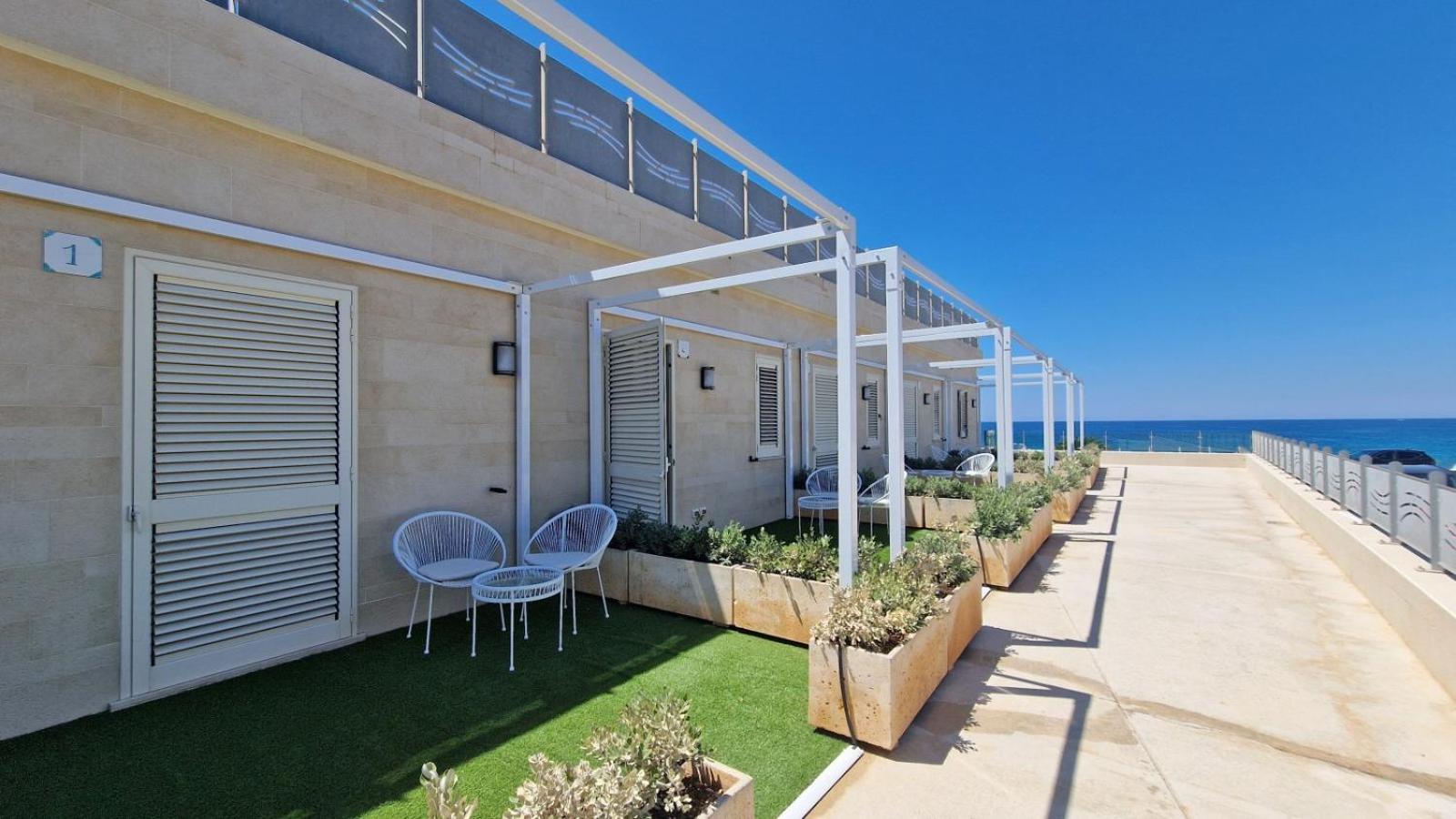 Preferisco B&B E Trattoria Sul Mare Torre Suda Exterior foto